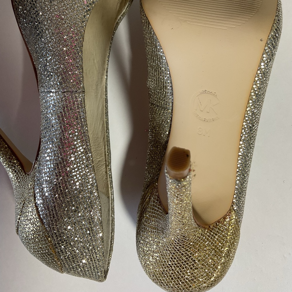 Michael Kors Sinclair‎ Gold Silver Pump Cap Toe - Size 8M Women's Shoes - Picture 7 of 16